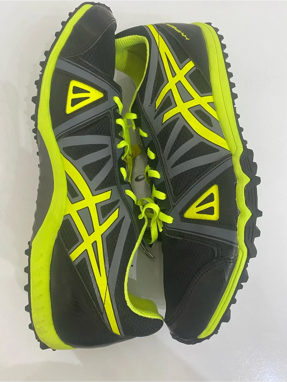 Asics Black and Neon Yellow Men's Athletic Running Shoes